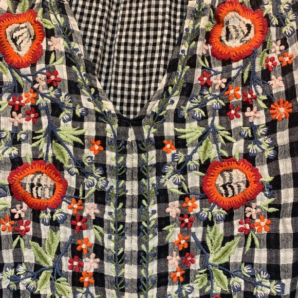 Kyla Seo x Athleta Black and White Checkered Tunic with Floral Embroidery Size M - Picture 4 of 6